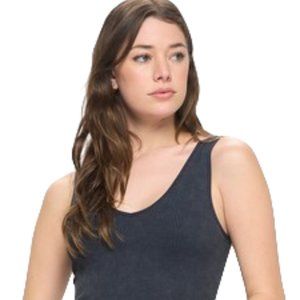 Fitted seamless, sleeveless reversible stone washed ribbed tank-Black